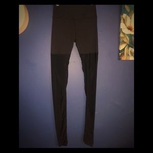 🔥NWT🔥Super Chic Electric Yoga Leggings S